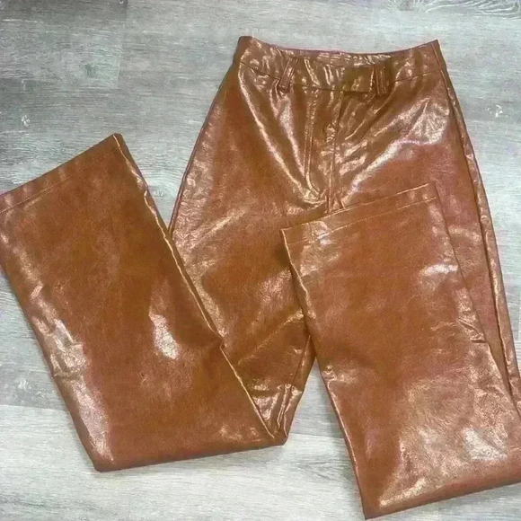 COTTON ON
Women's Arlow Straight Vegan Leather Pants NWT  size 2 - Picture 9 of 9